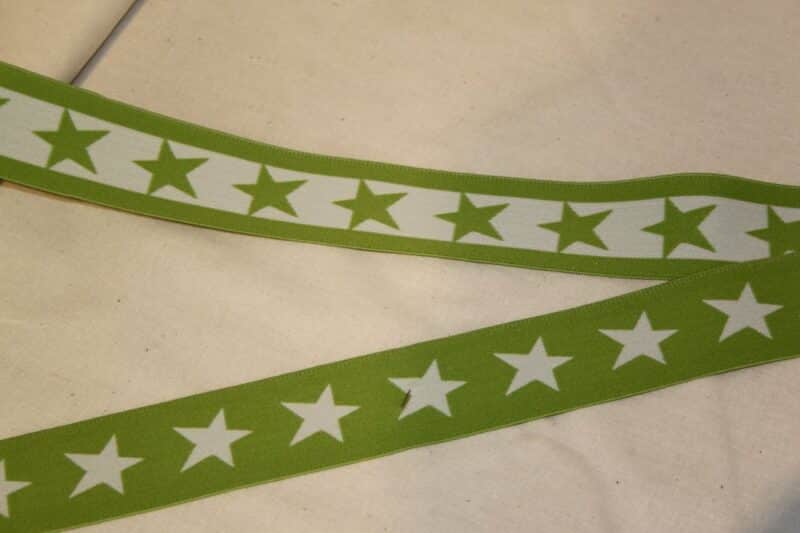 Hvid eller limegrønne stjerner 40 mm elastik